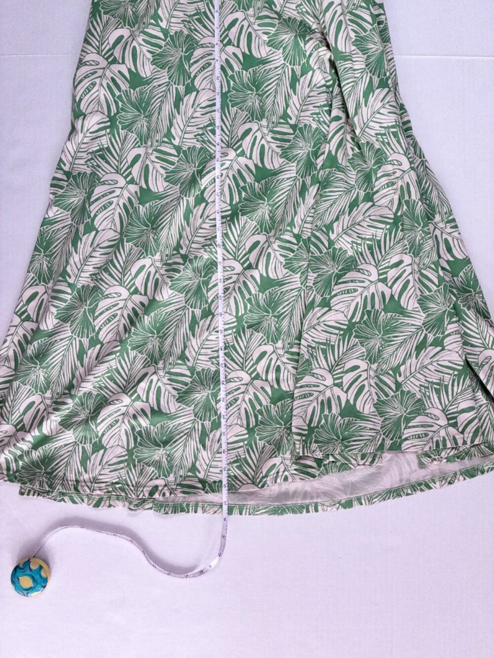 Pact Fit & Flare Open Back Maxi Dress w/ Bra + Pockets - L - Green Monstera - Picture 7 of 9